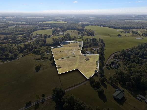 10.4 Acres of Land for Sale in Smithville, Tennessee