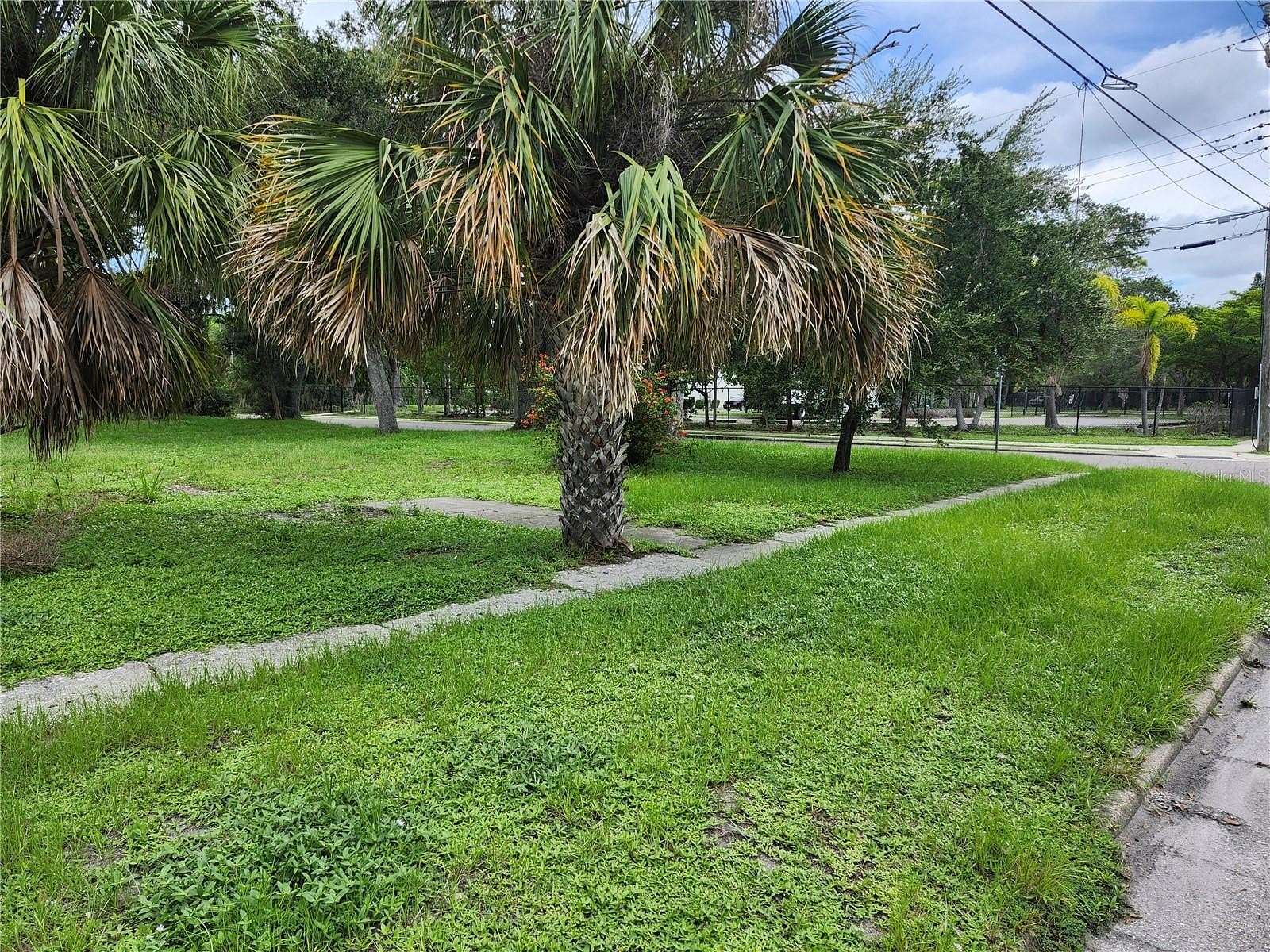 0.28 Acres of Land for Sale in Sarasota, Florida