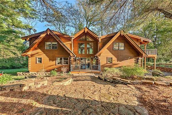 25 Acres of Recreational Land with Home for Sale in Eureka Springs, Arkansas