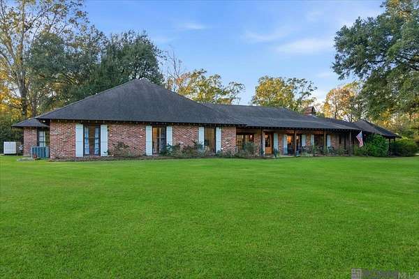 2.39 Acres of Residential Land with Home for Sale in Greenwell Springs, Louisiana