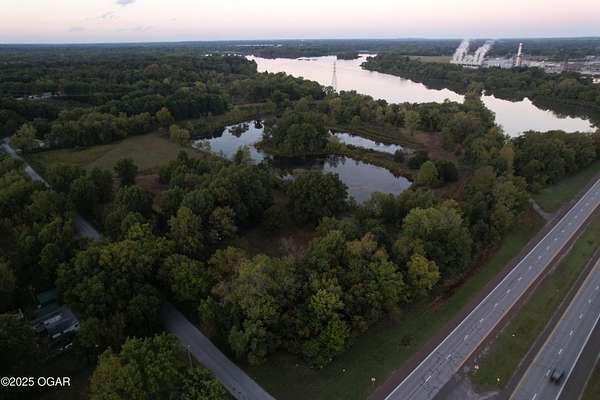 27 Acres of Land for Sale in Galena, Kansas