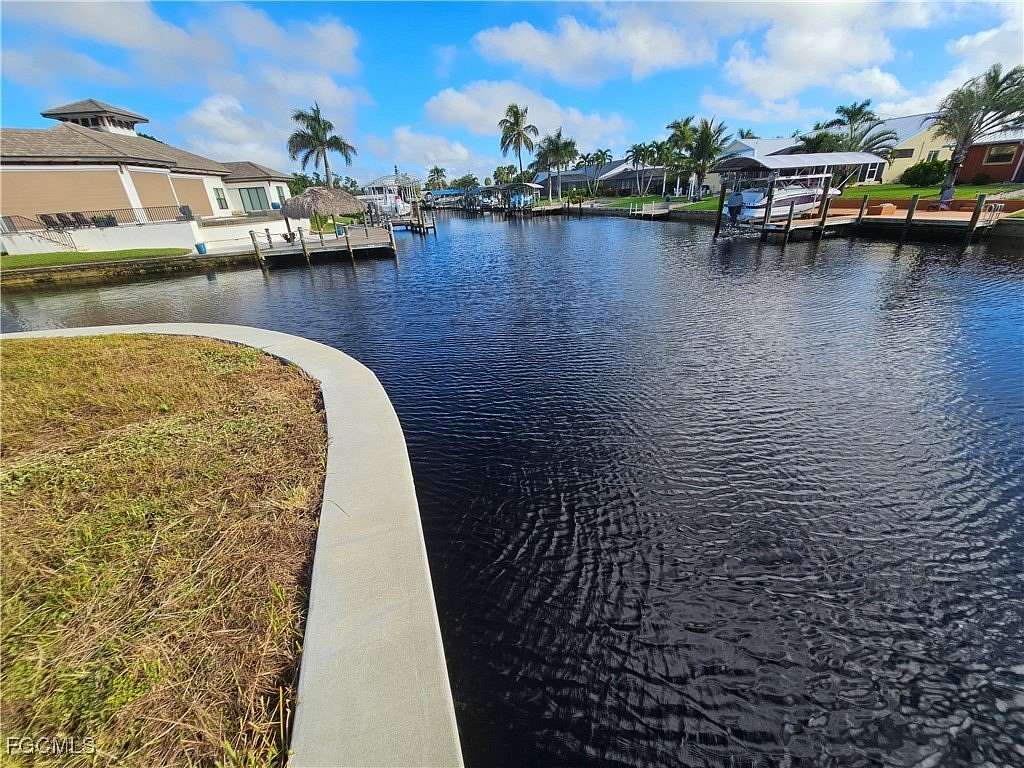 0.25 Acres of Land for Sale in Cape Coral, Florida