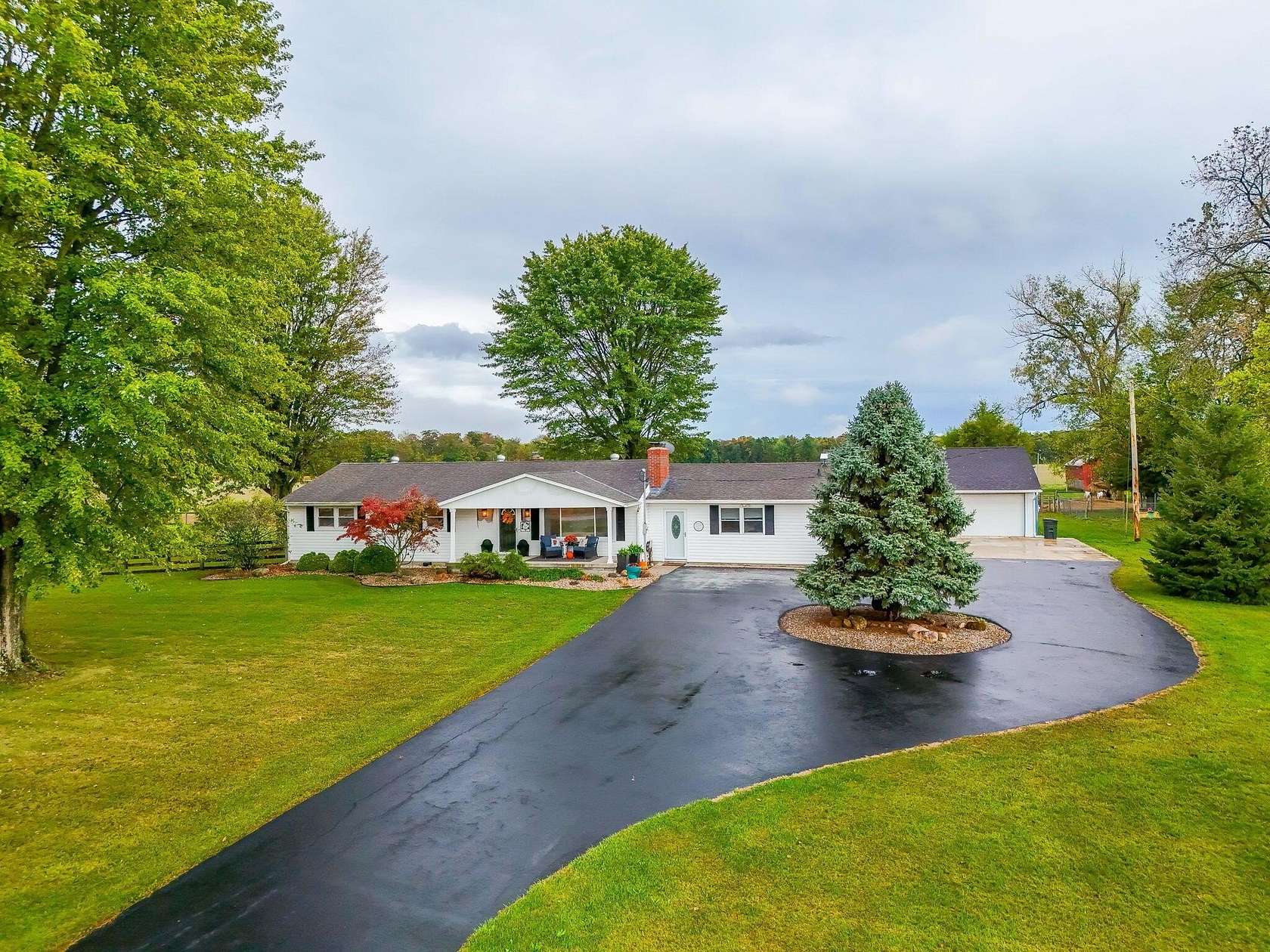 1.6 Acres of Residential Land with Home for Sale in Prospect, Ohio