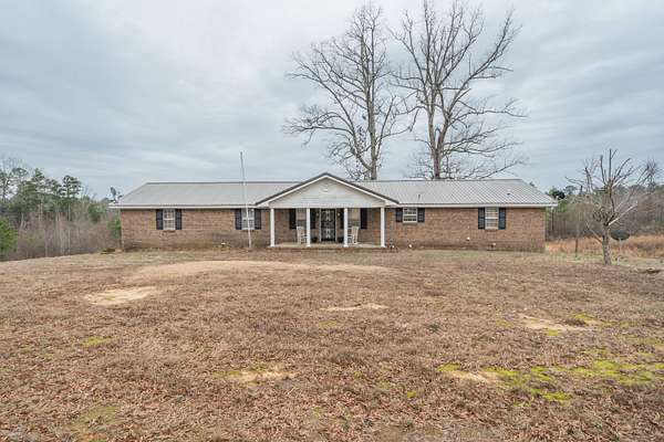2.5 Acres of Residential Land with Home for Sale in Corinth, Mississippi