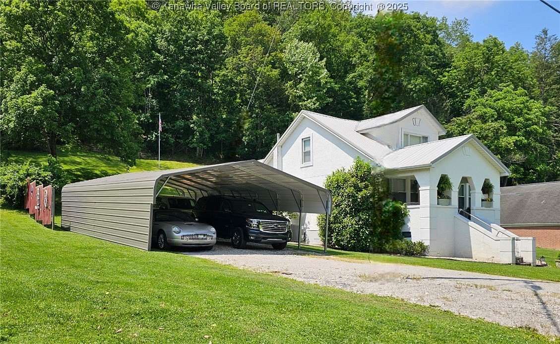 3.79 Acres of Residential Land with Home for Sale in Charleston, West Virginia