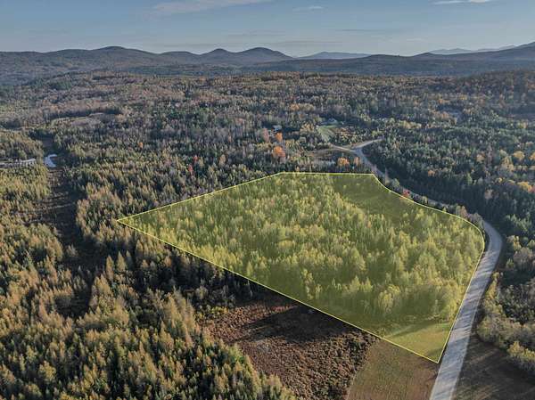 12 Acres of Recreational Land for Sale in Franconia, New Hampshire