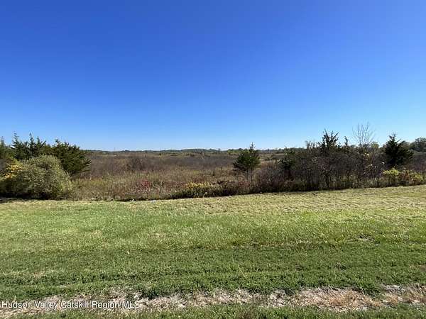 130 Acres of Agricultural Land for Sale in New Baltimore, New York