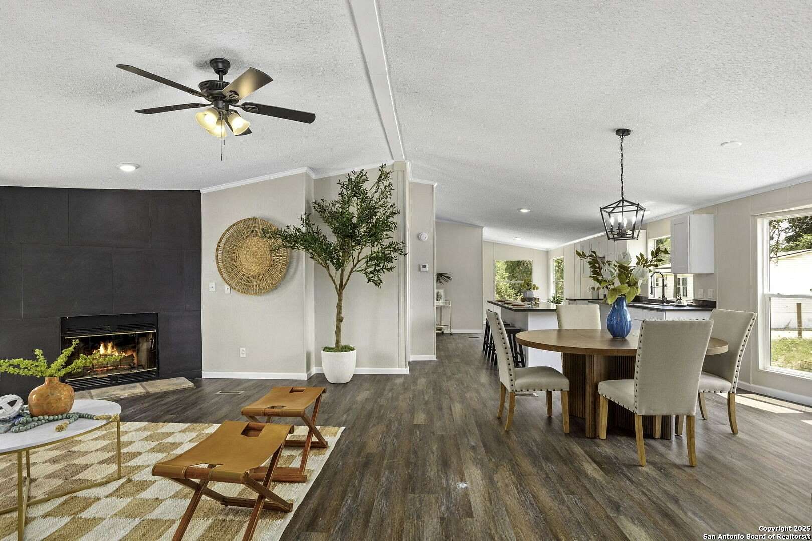 4 Acres of Residential Land with Home for Sale in Von Ormy, Texas