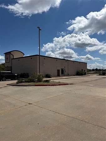 2.5 Acres of Improved Commercial Land for Sale in Duncan, Oklahoma