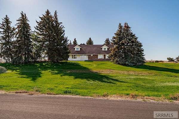 3 Acres of Residential Land with Home for Sale in Blackfoot, Idaho