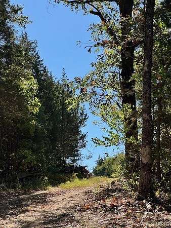 2.1 Acres of Residential Land for Sale in Wright City, Missouri