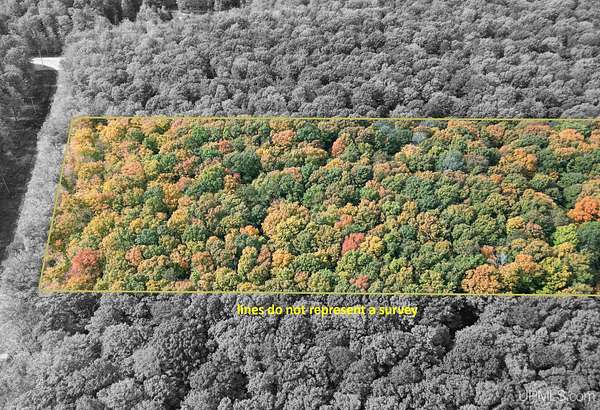 10 Acres of Recreational & Residential Land for Sale in Gladstone, Michigan