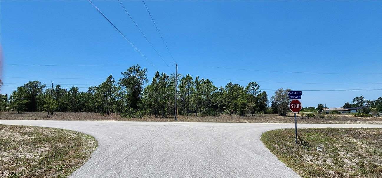0.28 Acres of Land for Sale in Lehigh Acres, Florida