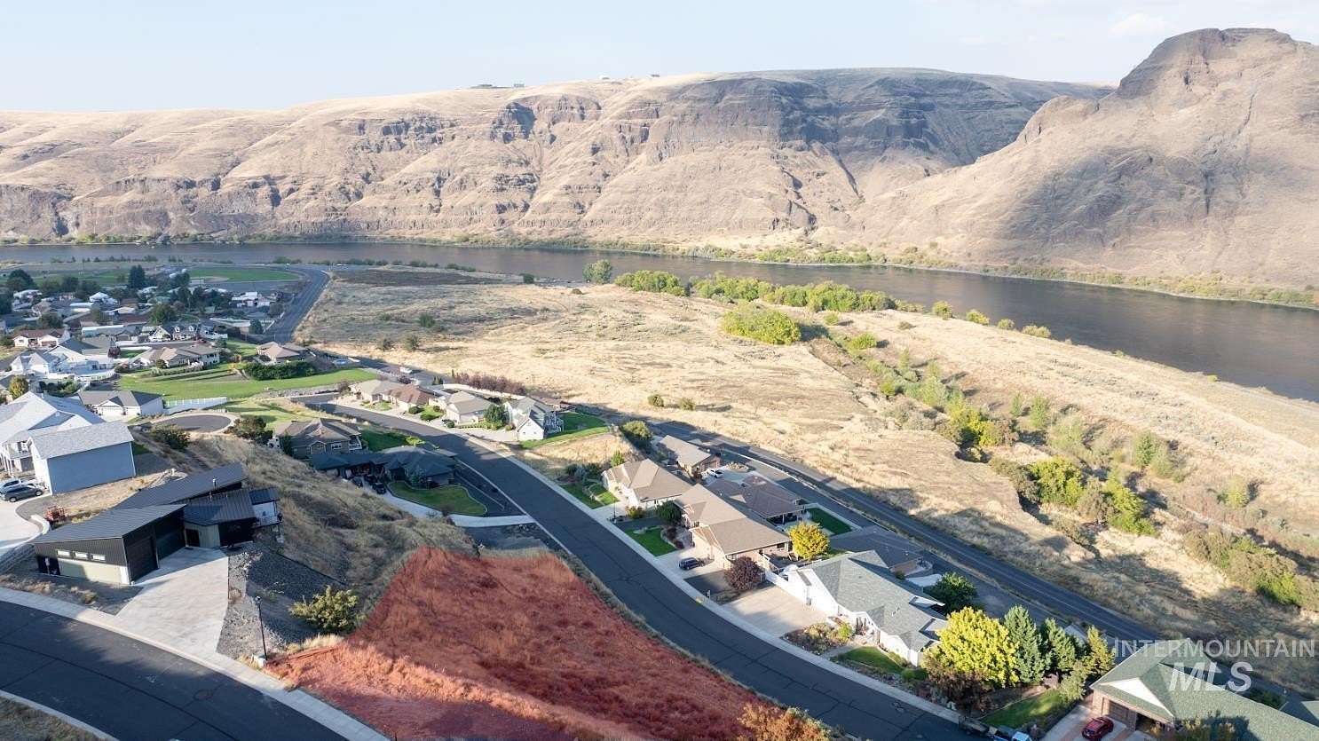 0.94 Acres of Residential Land for Sale in Asotin, Washington