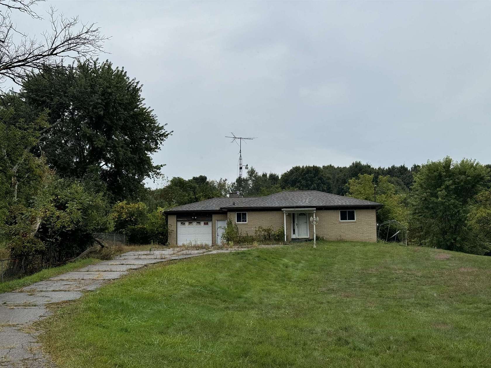 2.39 Acres of Residential Land with Home for Sale in Flint, Michigan