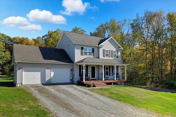 0.69 Acres of Residential Land with Home for Sale in Fairfax, Vermont