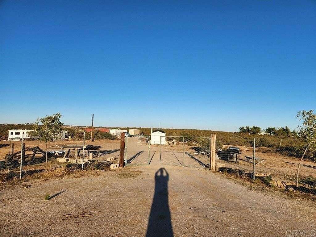 10 Acres of Land for Sale in Boulevard, California