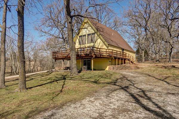 3.25 Acres of Residential Land with Home for Sale in Nixa, Missouri