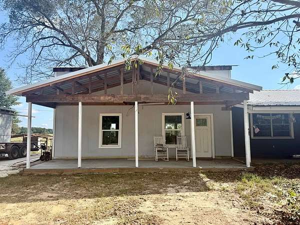 3 Acres of Residential Land with Home for Sale in Garrison, Texas