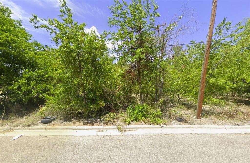 0.14 Acres of Residential Land for Sale in Gatesville, Texas