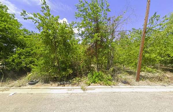0.14 Acres of Residential Land for Sale in Gatesville, Texas