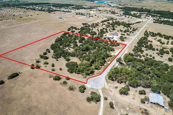 10.4 Acres of Recreational Land for Sale in Walnut Springs, Texas
