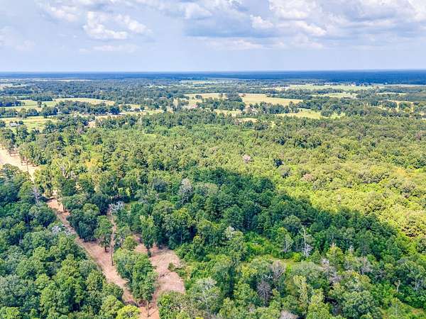 10 Acres of Recreational & Residential Land for Sale in Hardin, Texas
