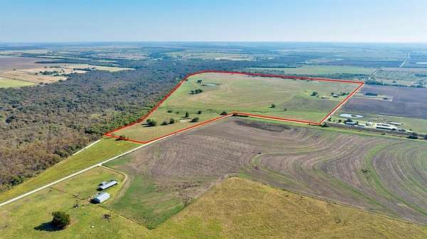 185 Acres of Land for Sale in Pilot Point, Texas