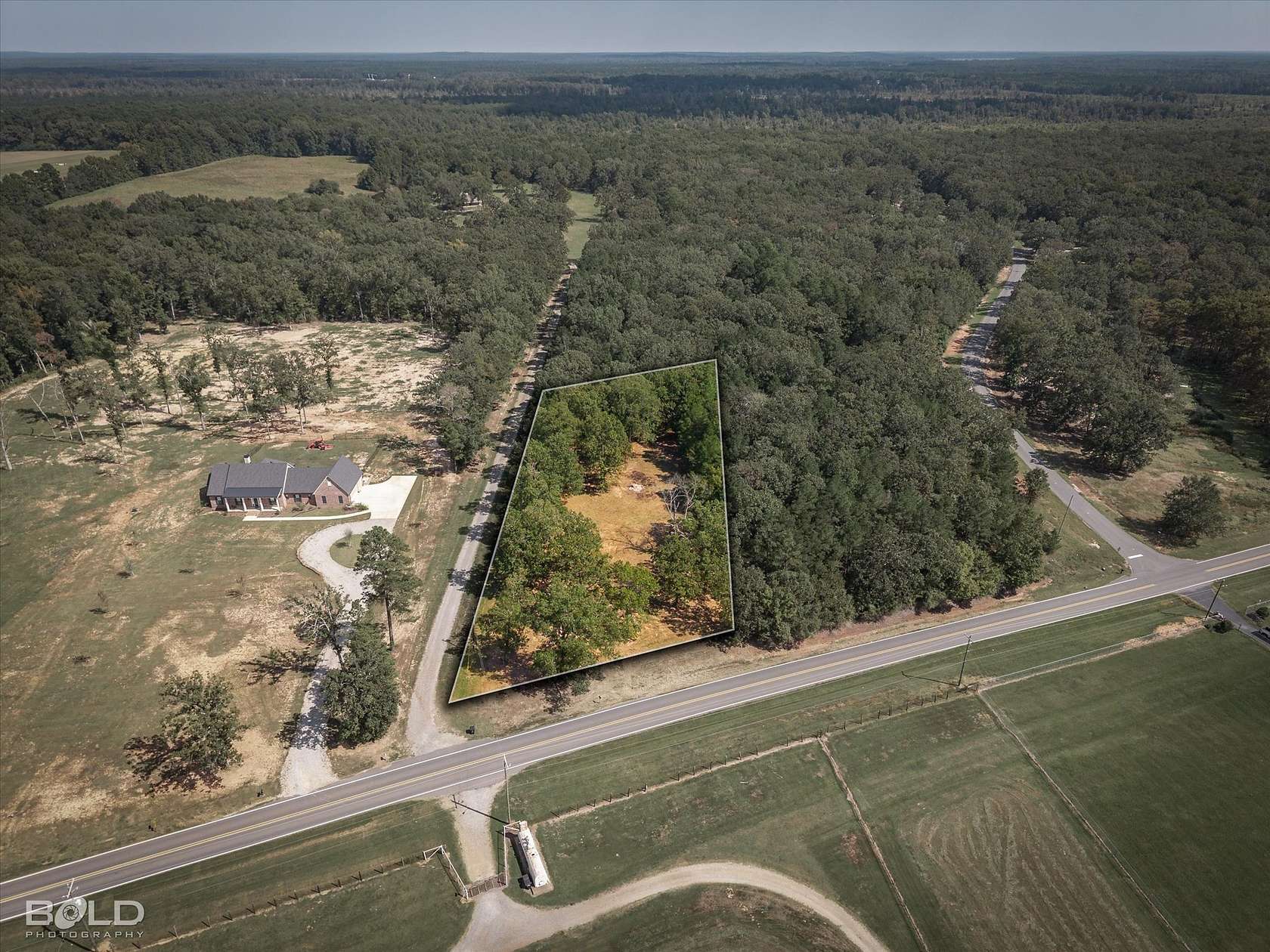 1.38 Acres of Residential Land for Sale in Benton, Louisiana