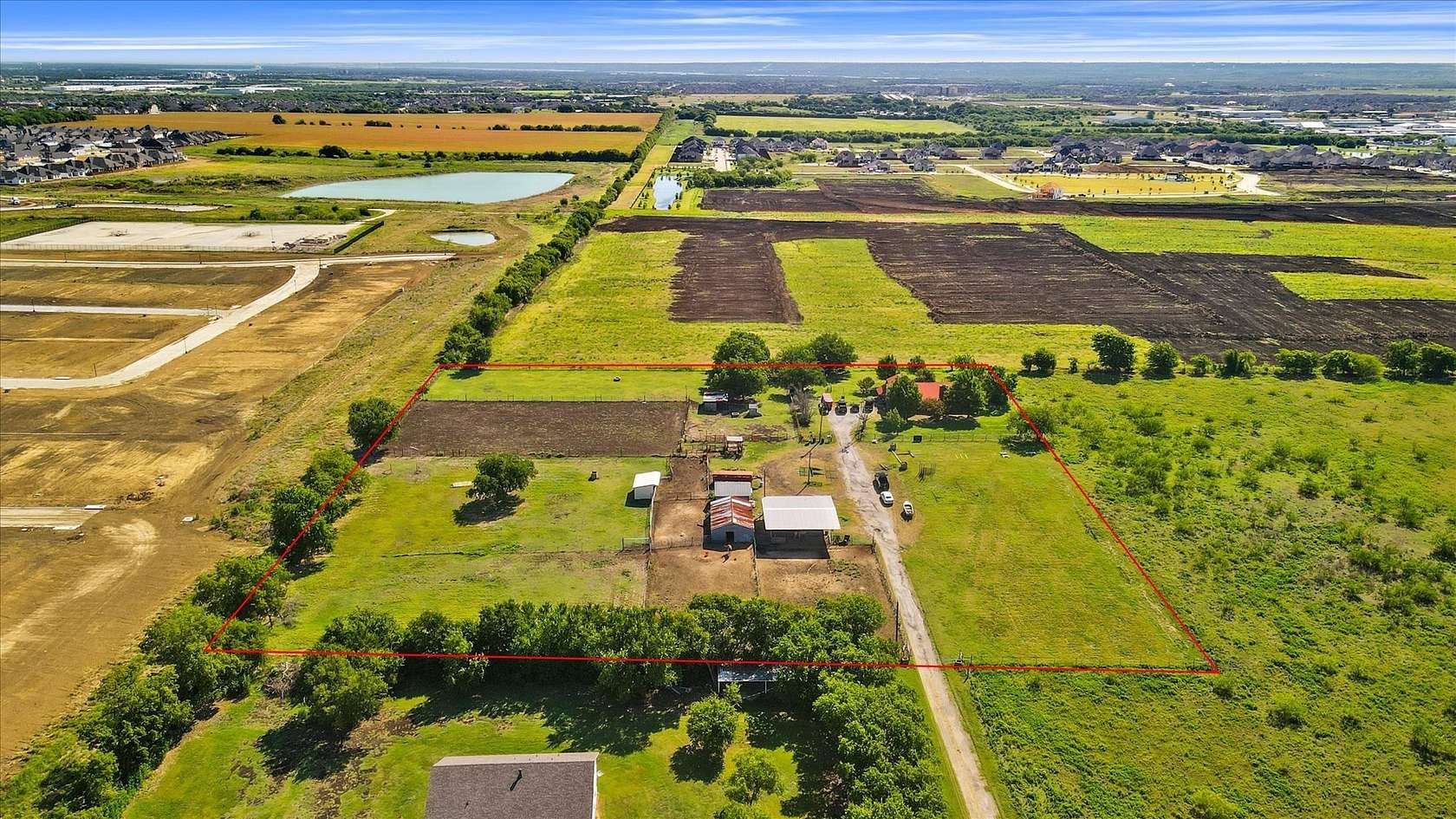 5 Acres of Mixed-Use Land for Sale in Mansfield, Texas