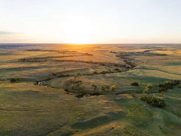 793 Acres of Recreational Land & Farm for Sale in Follett, Texas