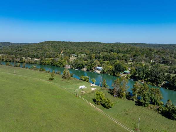 0.25 Acres of Land for Sale in Hardy, Arkansas