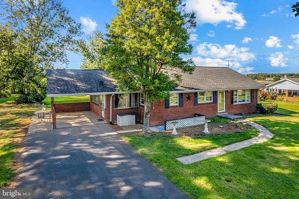 3.8 Acres of Residential Land with Home for Sale in Waynesboro, Virginia