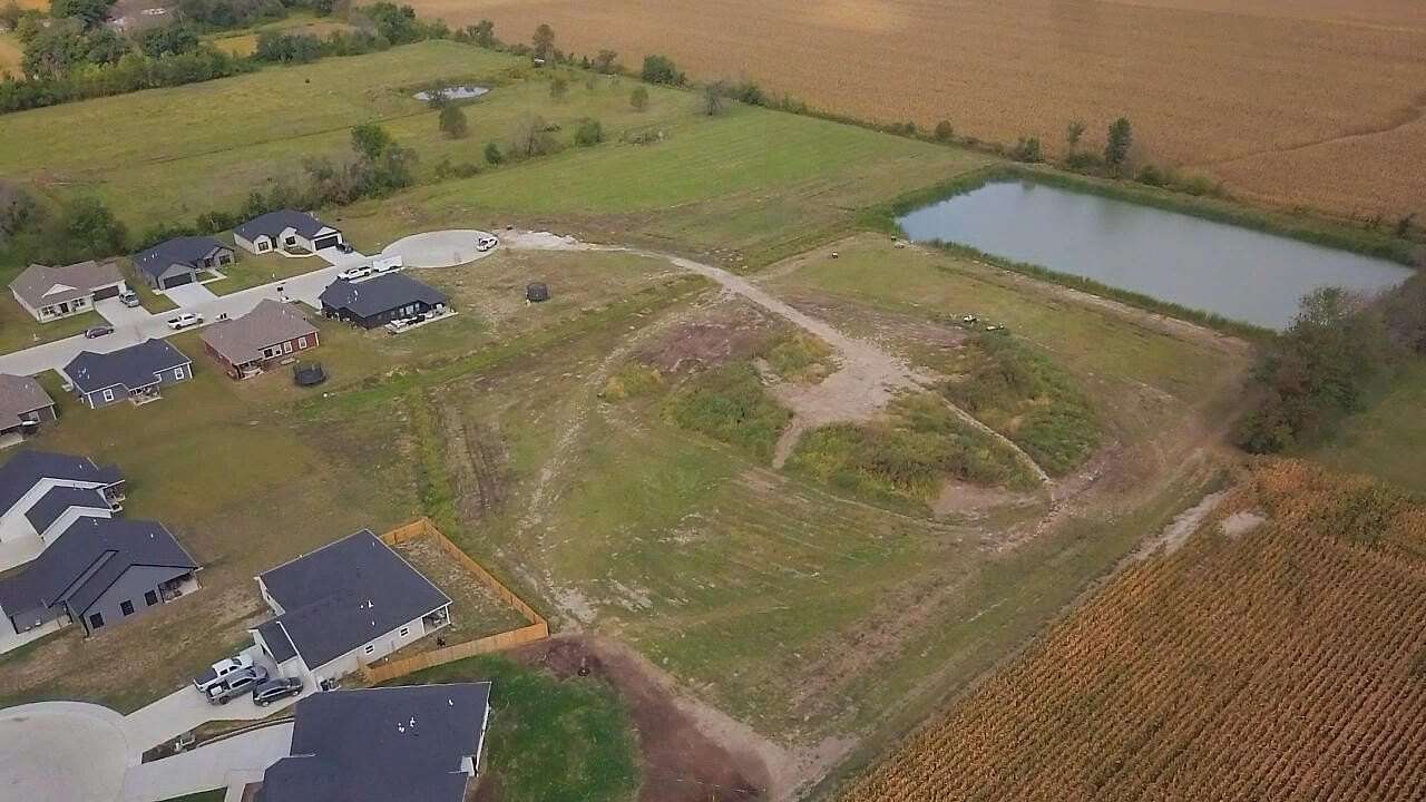 8.65 Acres of Residential Land for Sale in Centralia, Missouri