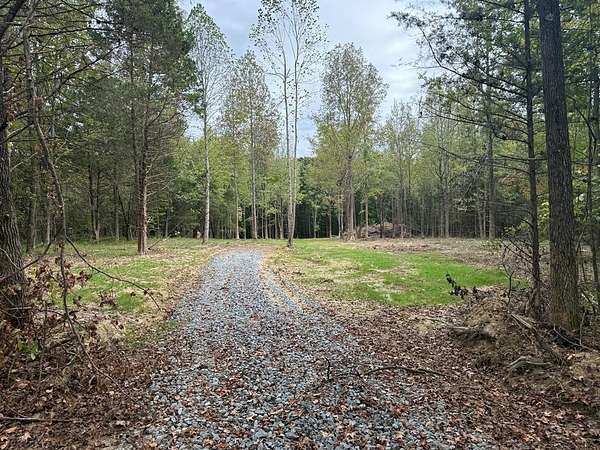 6.33 Acres of Agricultural Land for Sale in Silver Point, Tennessee