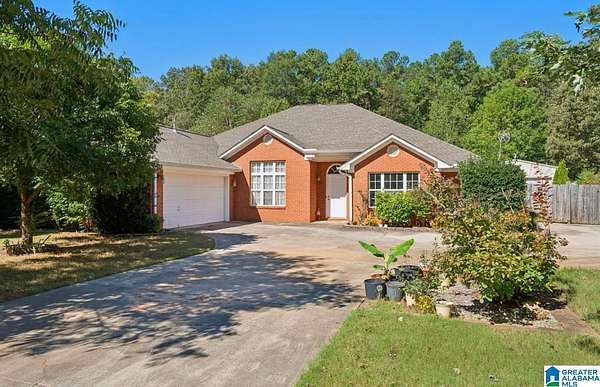 1.67 Acres of Residential Land with Home for Sale in Harvest, Alabama