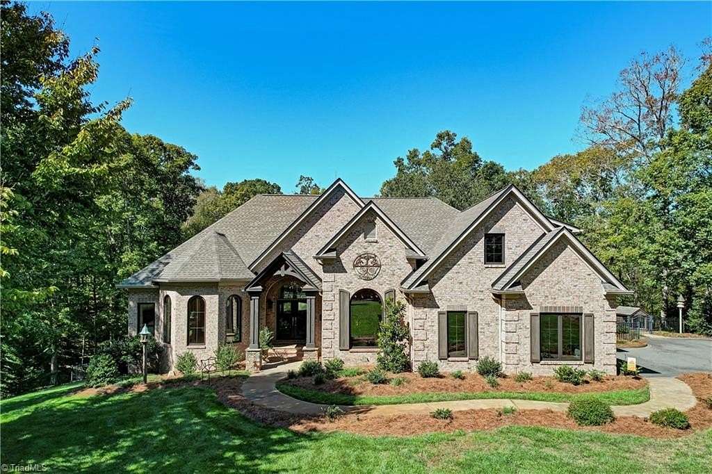 9.82 Acres of Residential Land with Home for Sale in Eden, North Carolina