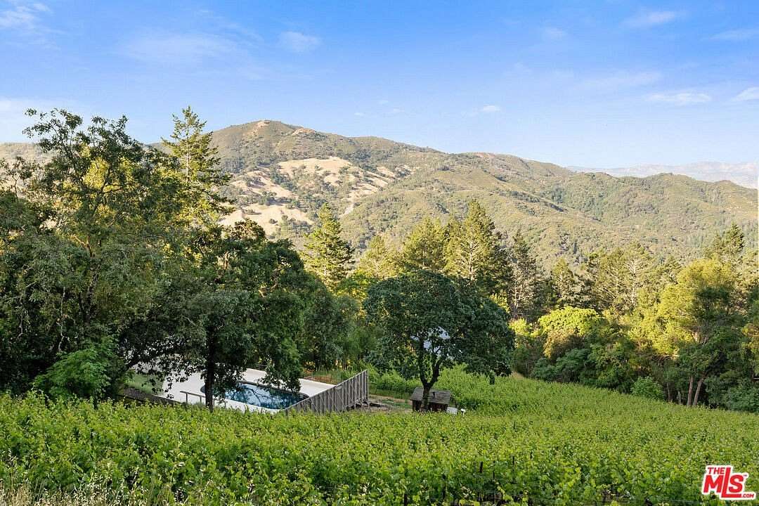 47.3 Acres of Agricultural Land with Home for Sale in Napa, California