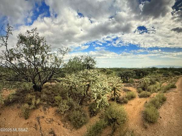 40.1 Acres of Land for Sale in Sahuarita, Arizona