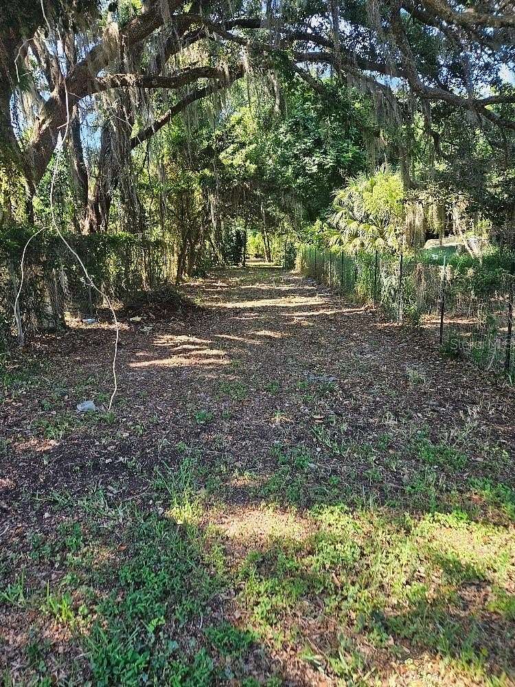 1.2 Acres of Residential Land for Sale in Tavares, Florida