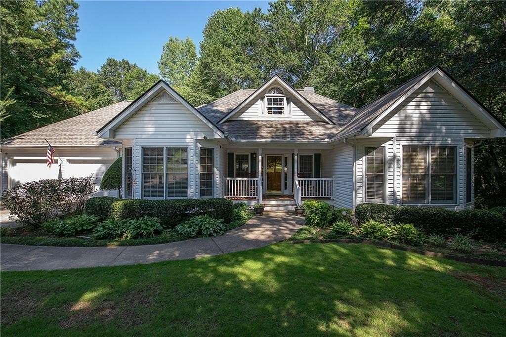 2.12 Acres of Residential Land with Home for Sale in Douglasville, Georgia