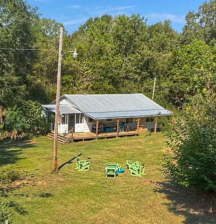 5.7 Acres of Land with Home for Sale in Bolton, Mississippi