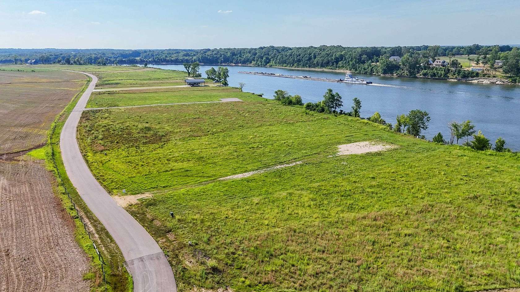 1 Acre of Residential Land for Sale in Savannah, Tennessee