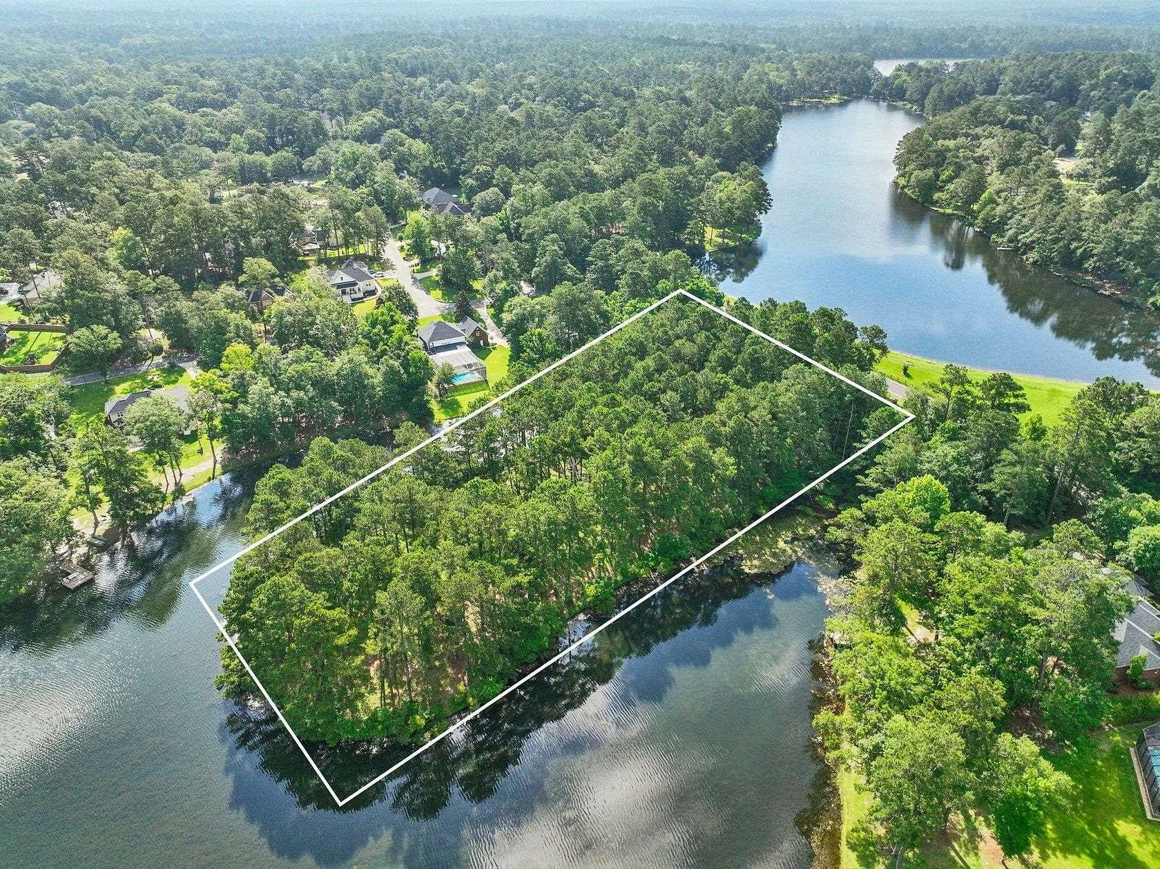 2.68 Acres of Residential Land for Sale in Tallahassee, Florida
