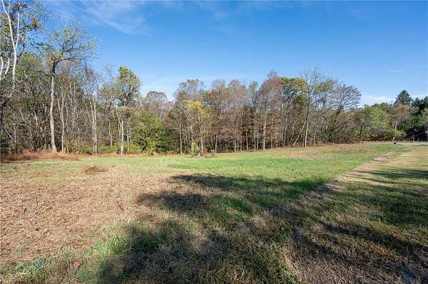 2.76 Acres of Residential Land for Sale in Ligonier Township, Pennsylvania
