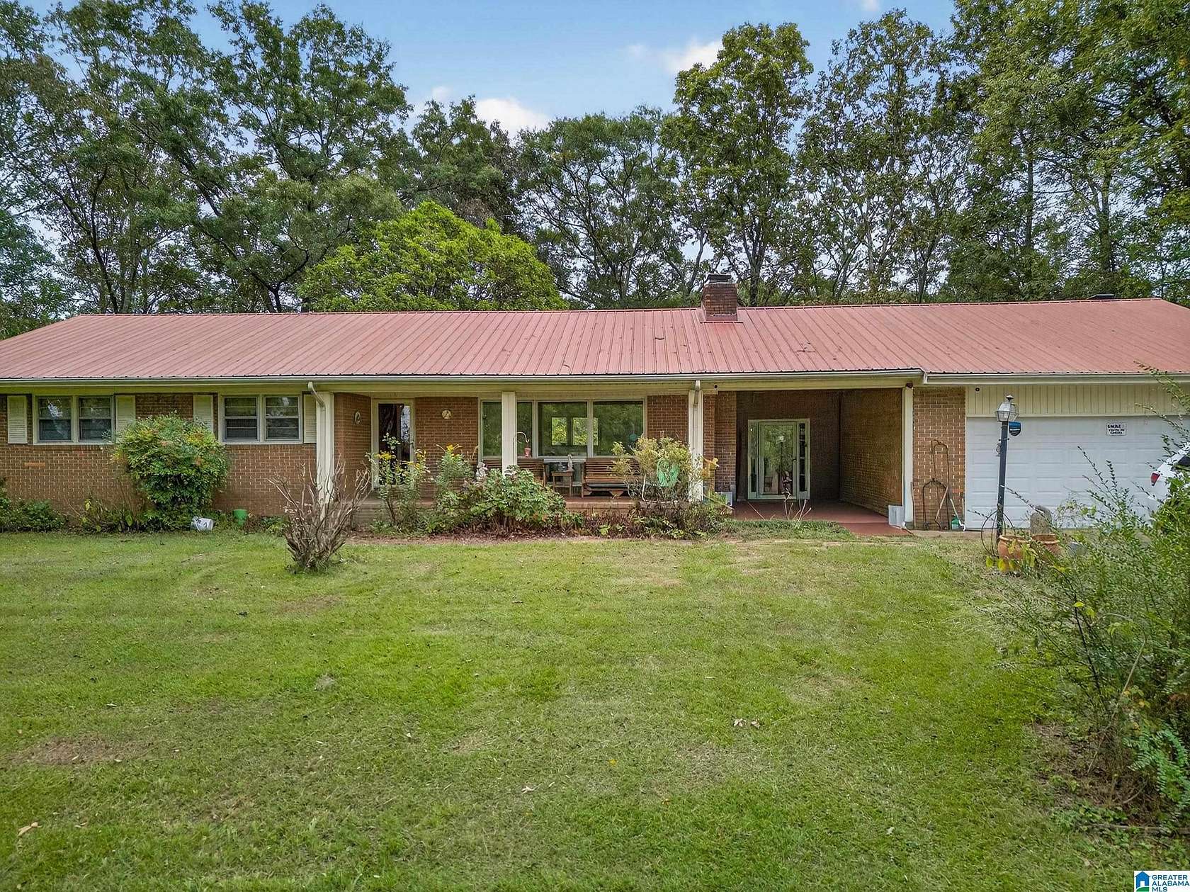 20.8 Acres of Land with Home for Sale in Anniston, Alabama