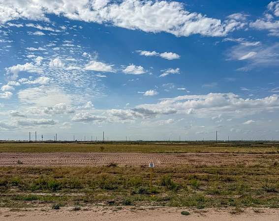 2 Acres of Residential Land for Sale in Seminole, Texas