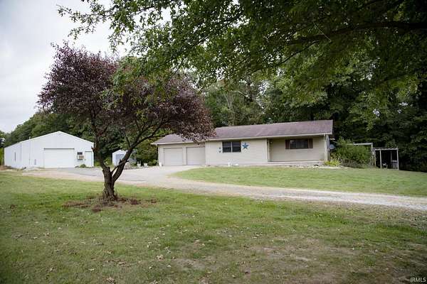 2 Acres of Residential Land with Home for Sale in Carlisle, Indiana