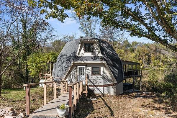 18 Acres of Recreational Land with Home for Sale in Hopewell Township, Pennsylvania