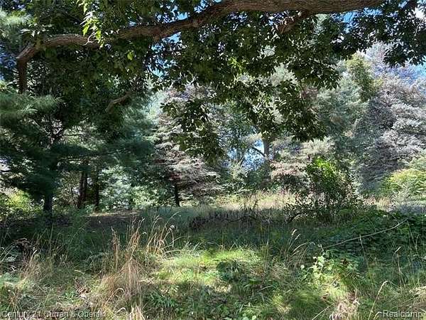 0.41 Acres of Residential Land for Sale in South Lyon, Michigan